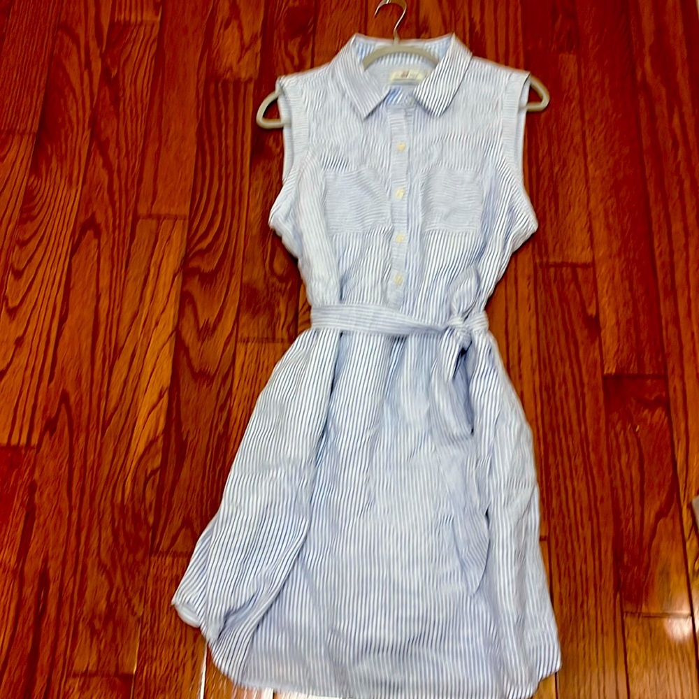 Vineyard Vines seersucker blue and white sleeveless women’s summer dress sz16